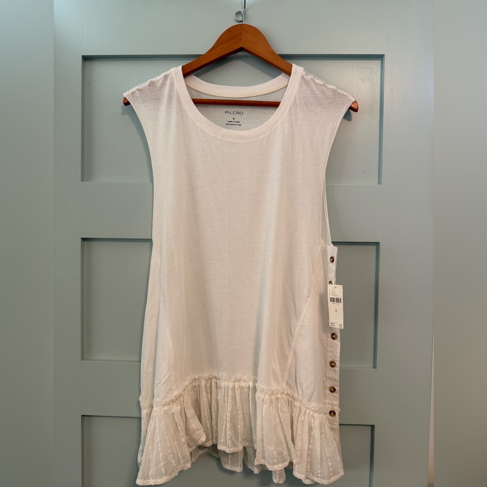 Anthropologie/Pilcro White Garment with Button & Ruffle Hem Accents